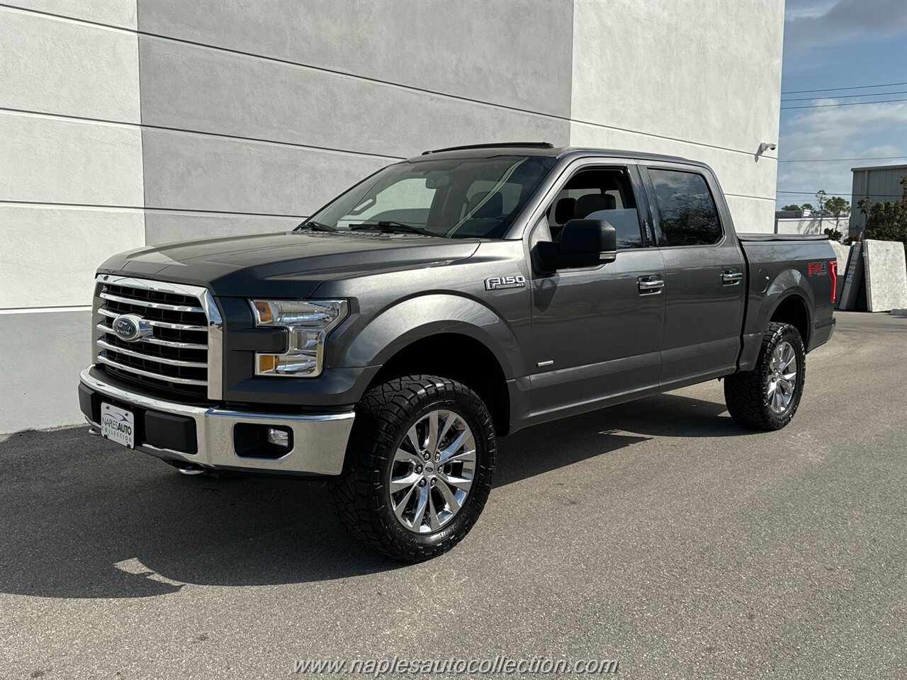 2017 Ford F-150 XLT  FX4 - Photo 3 - Fort Myers, FL 33967