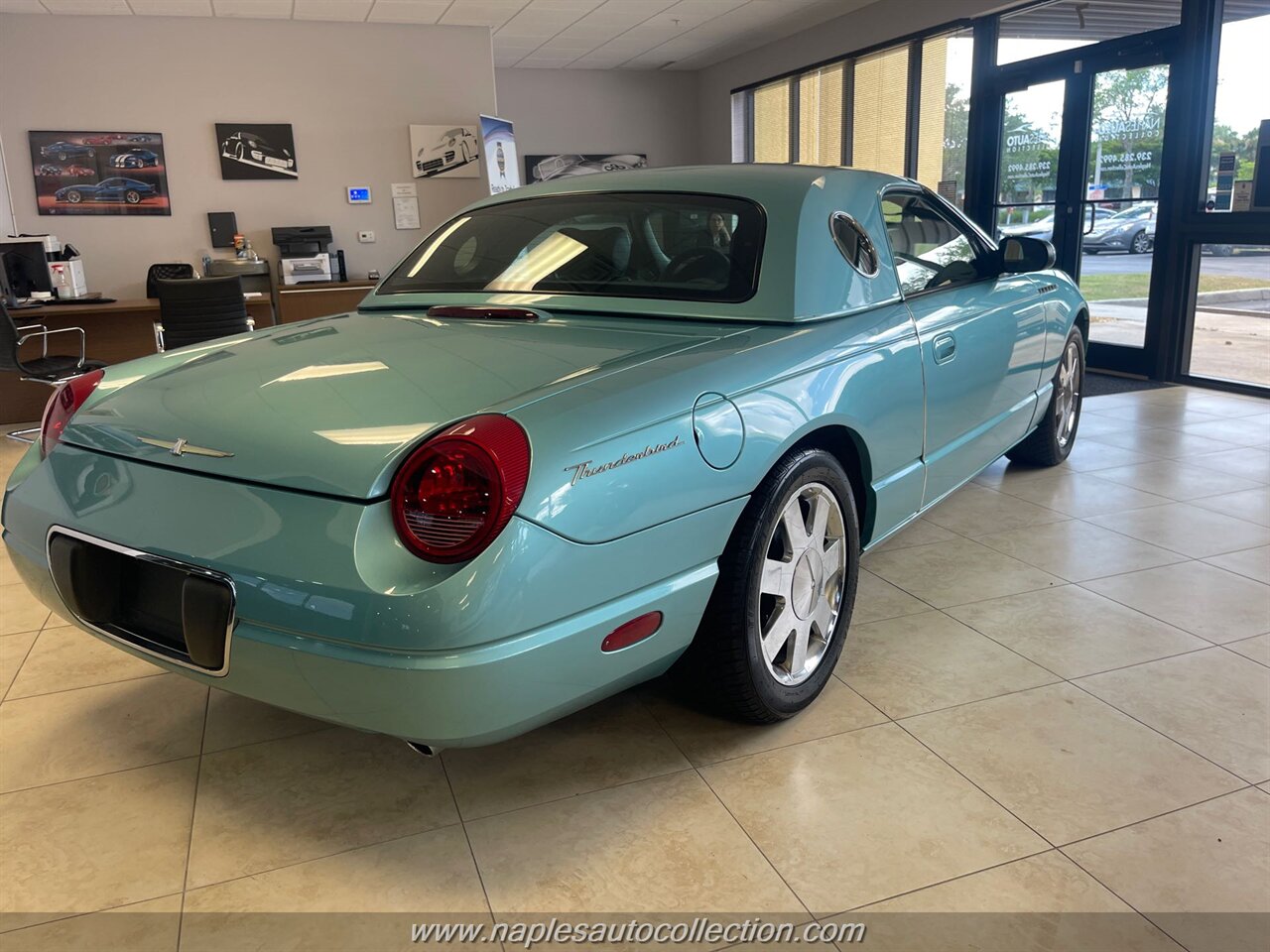 2002 Ford Thunderbird Deluxe   - Photo 5 - Fort Myers, FL 33967