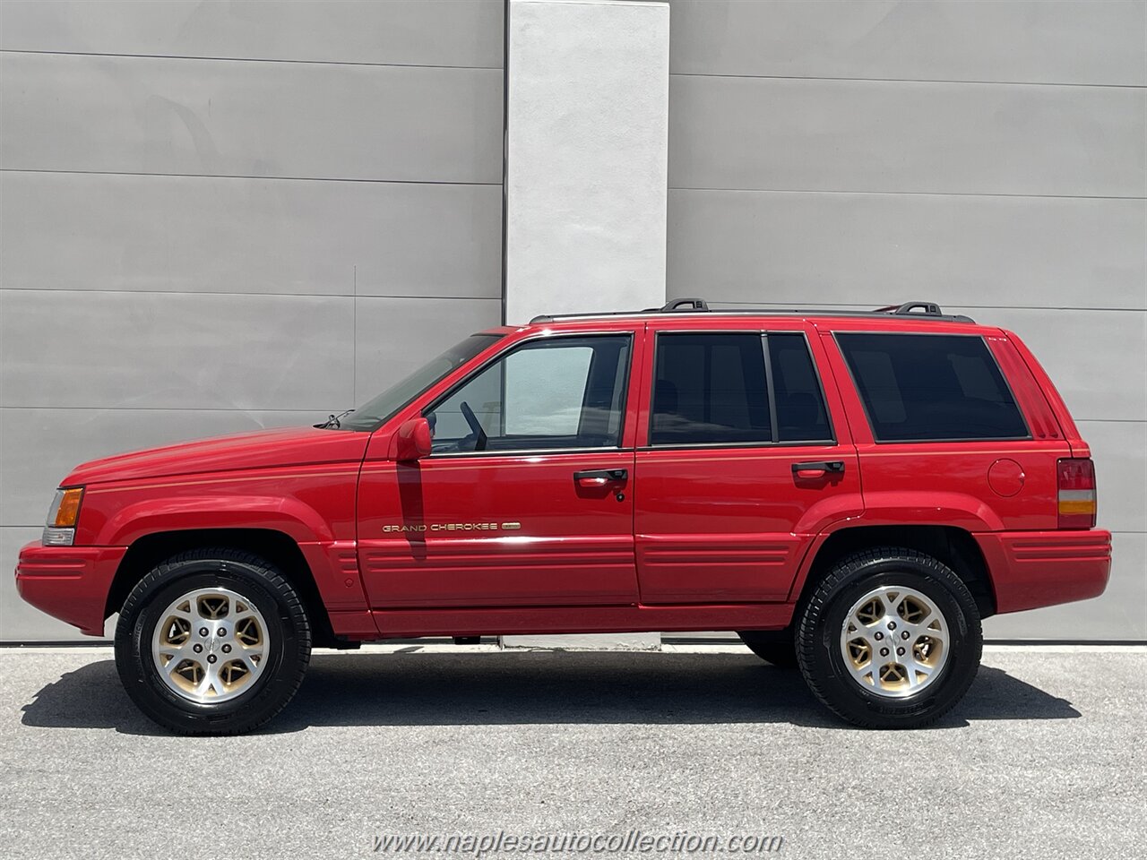 1997 Jeep Grand Cherokee Limited   - Photo 3 - Fort Myers, FL 33967