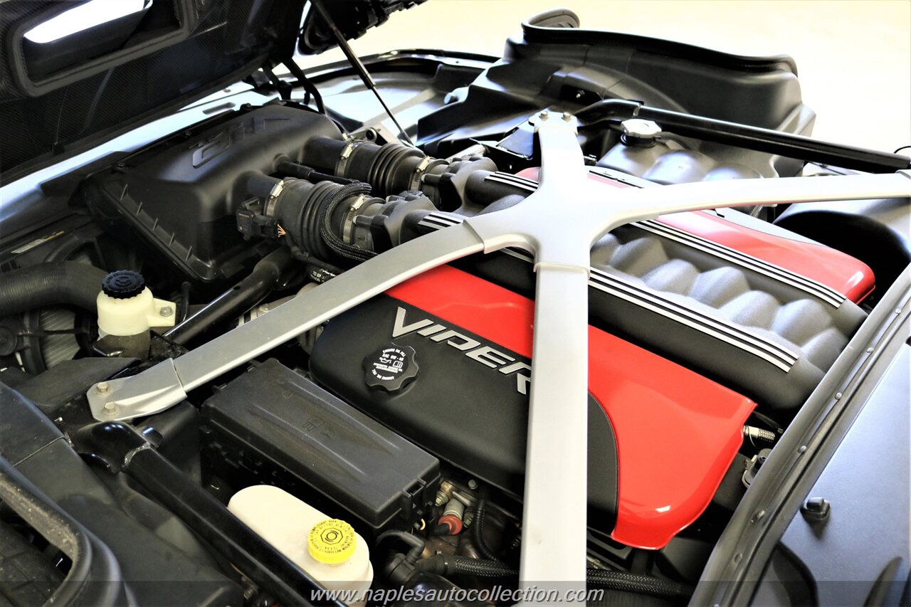 2013 Dodge SRT Viper GTS   - Photo 28 - Fort Myers, FL 33967