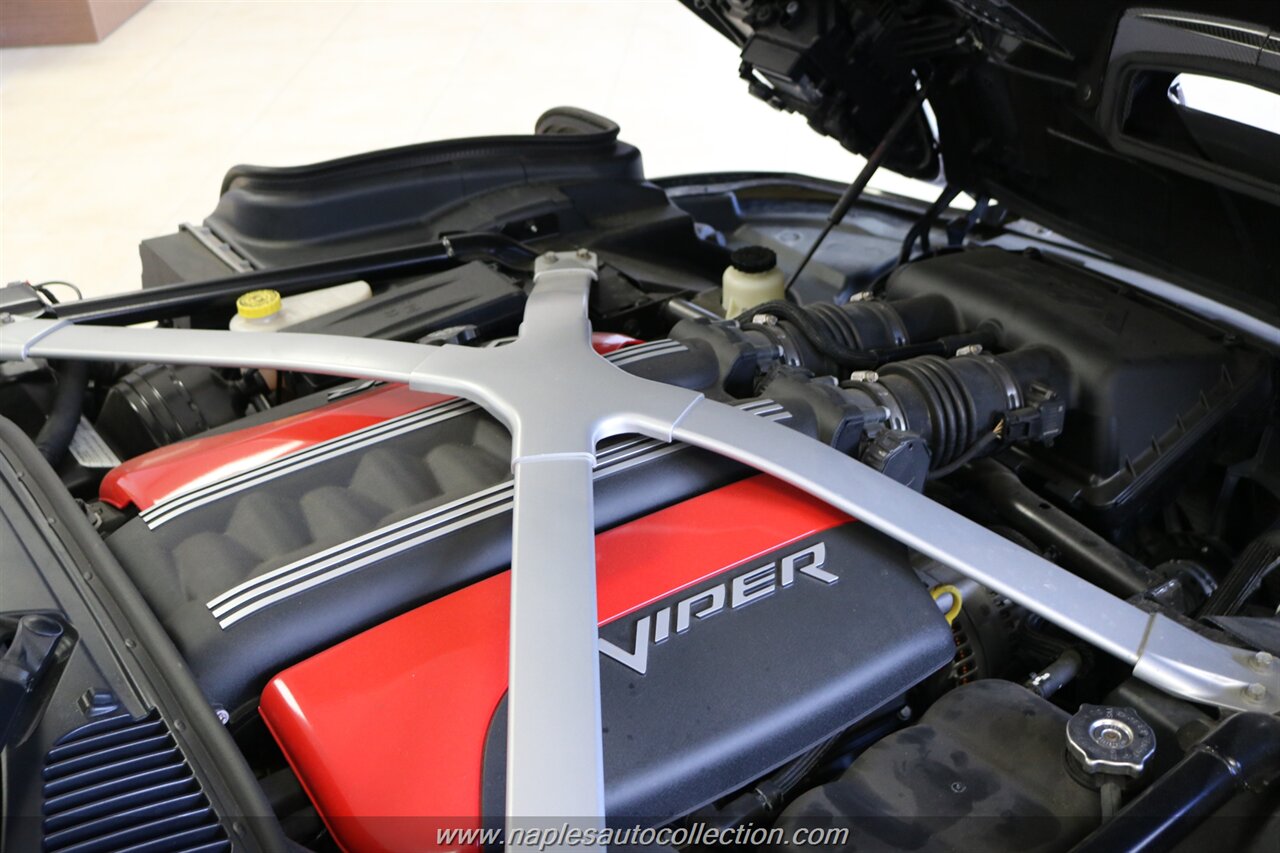2013 Dodge SRT Viper GTS   - Photo 29 - Fort Myers, FL 33967