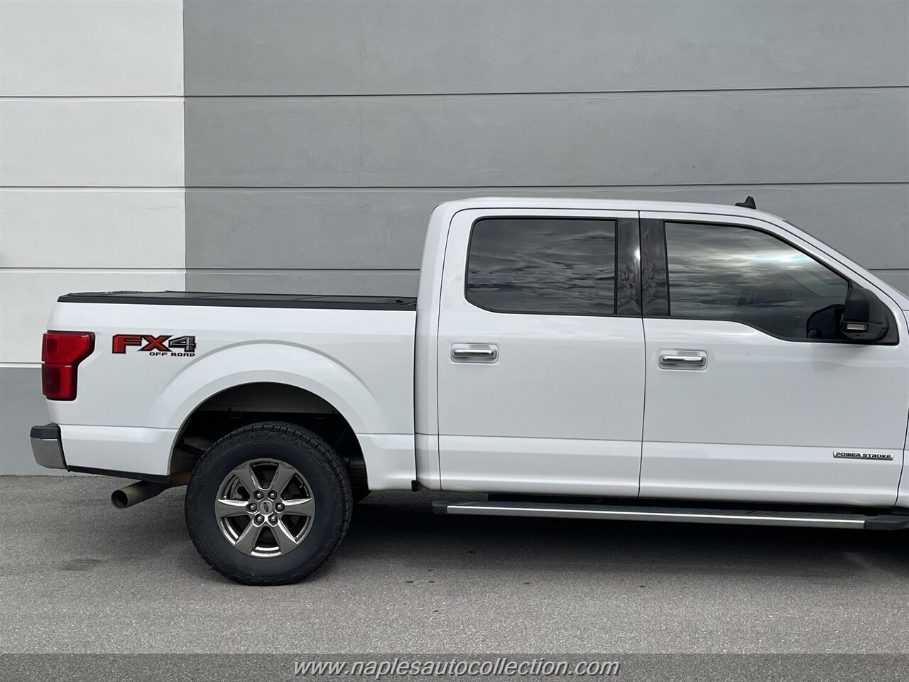 2020 Ford F-150 XLT  FX4 - Photo 21 - Fort Myers, FL 33967