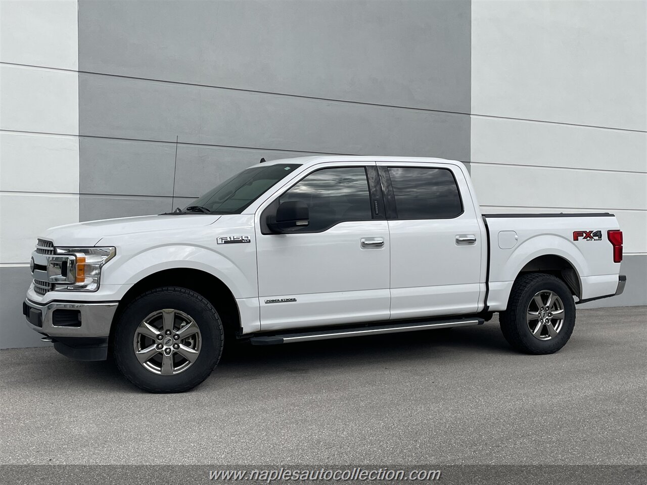 2020 Ford F-150 XLT  FX4 - Photo 1 - Fort Myers, FL 33967