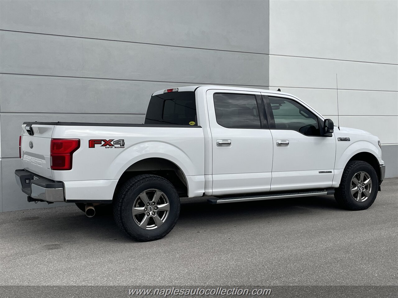 2020 Ford F-150 XLT  FX4 - Photo 5 - Fort Myers, FL 33967