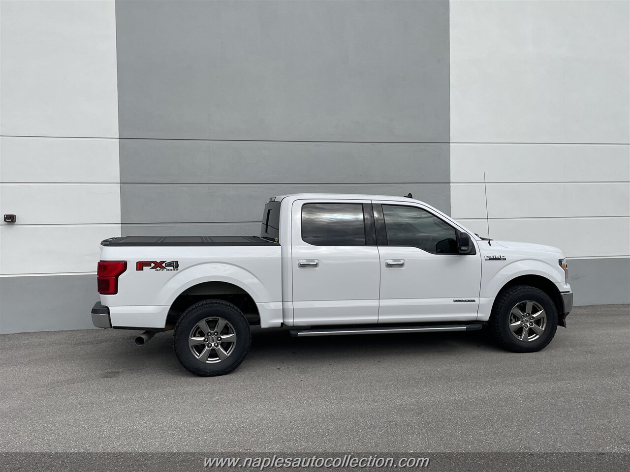 2020 Ford F-150 XLT  FX4 - Photo 24 - Fort Myers, FL 33967