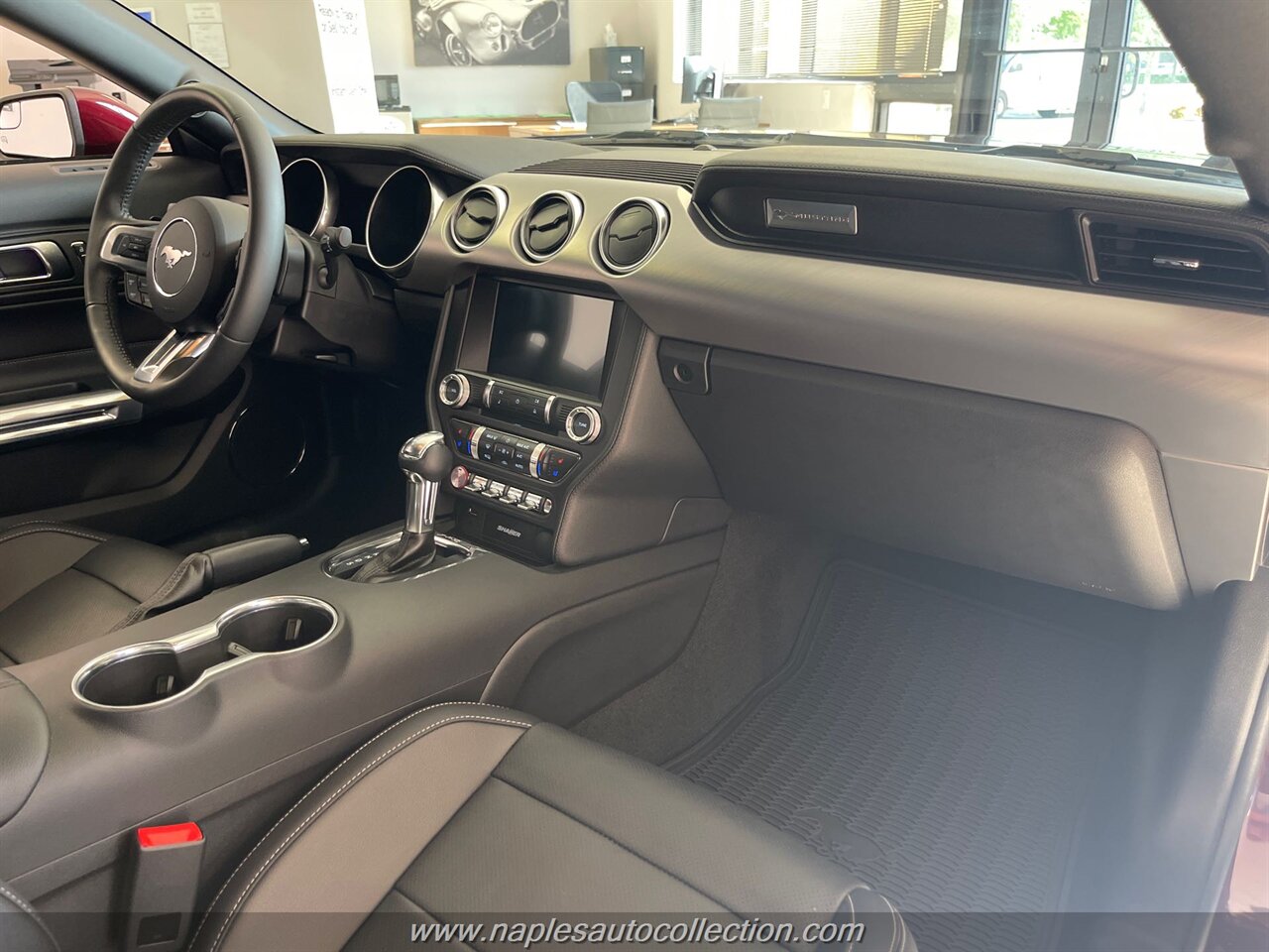 2018 Ford Mustang GT   - Photo 14 - Fort Myers, FL 33967