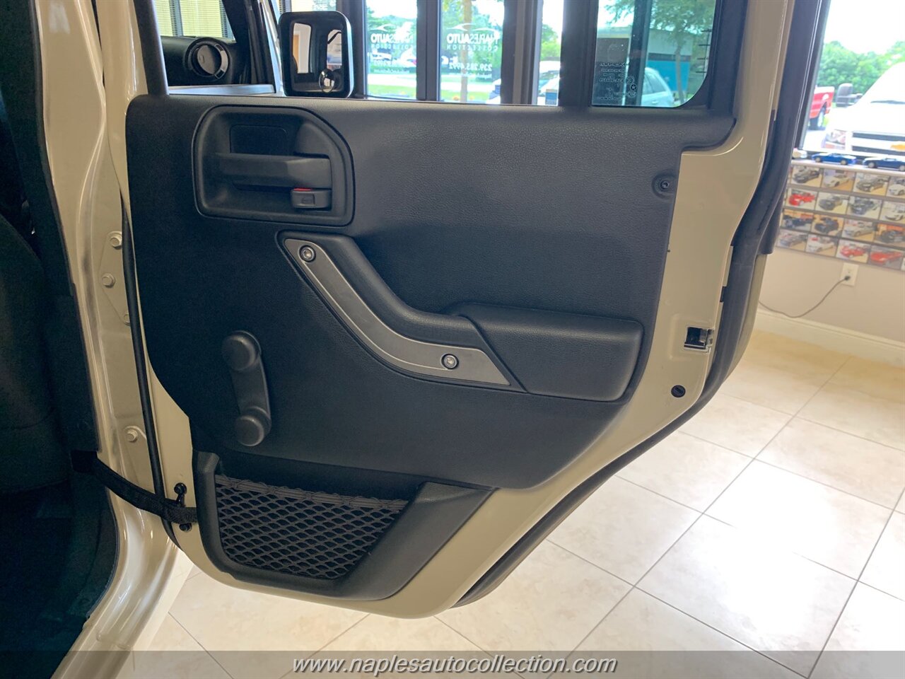 2017 Jeep Wrangler Unlimited Sport   - Photo 18 - Fort Myers, FL 33967