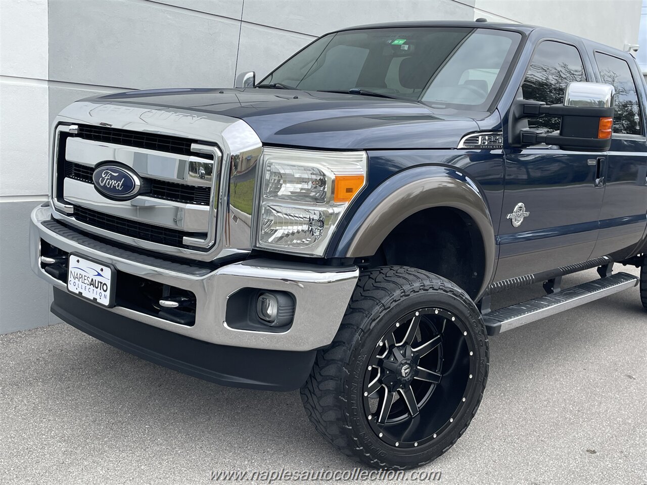 2016 Ford F-250 Super Duty Lariat  FX4 - Photo 17 - Fort Myers, FL 33967