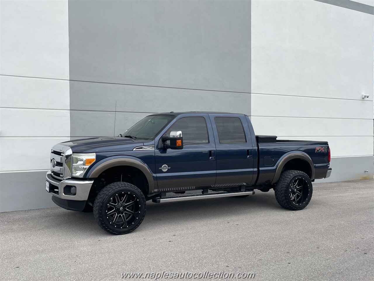 2016 Ford F-250 Super Duty Lariat  FX4 - Photo 23 - Fort Myers, FL 33967