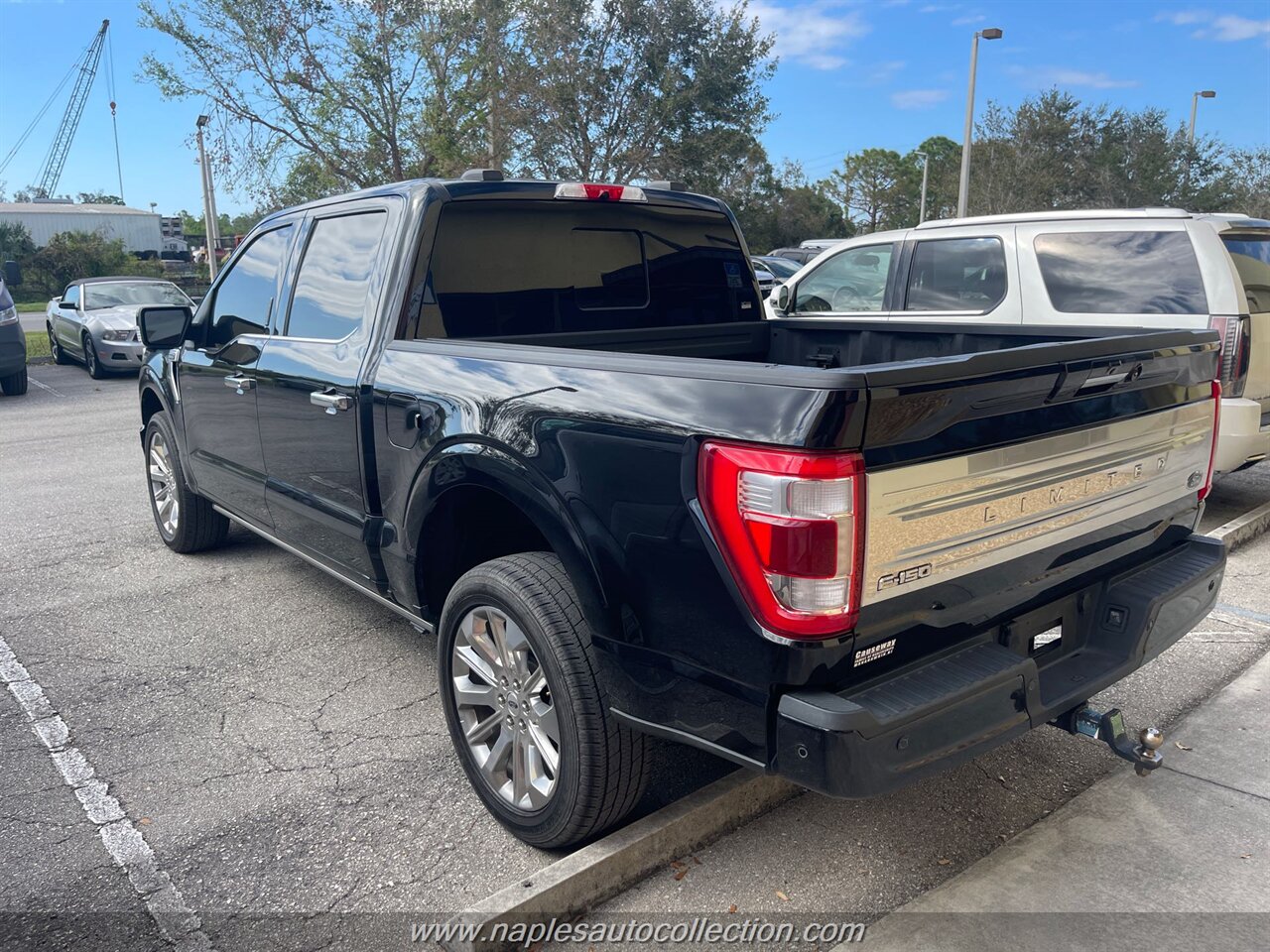 2021 Ford F-150 Limited   - Photo 7 - Fort Myers, FL 33967