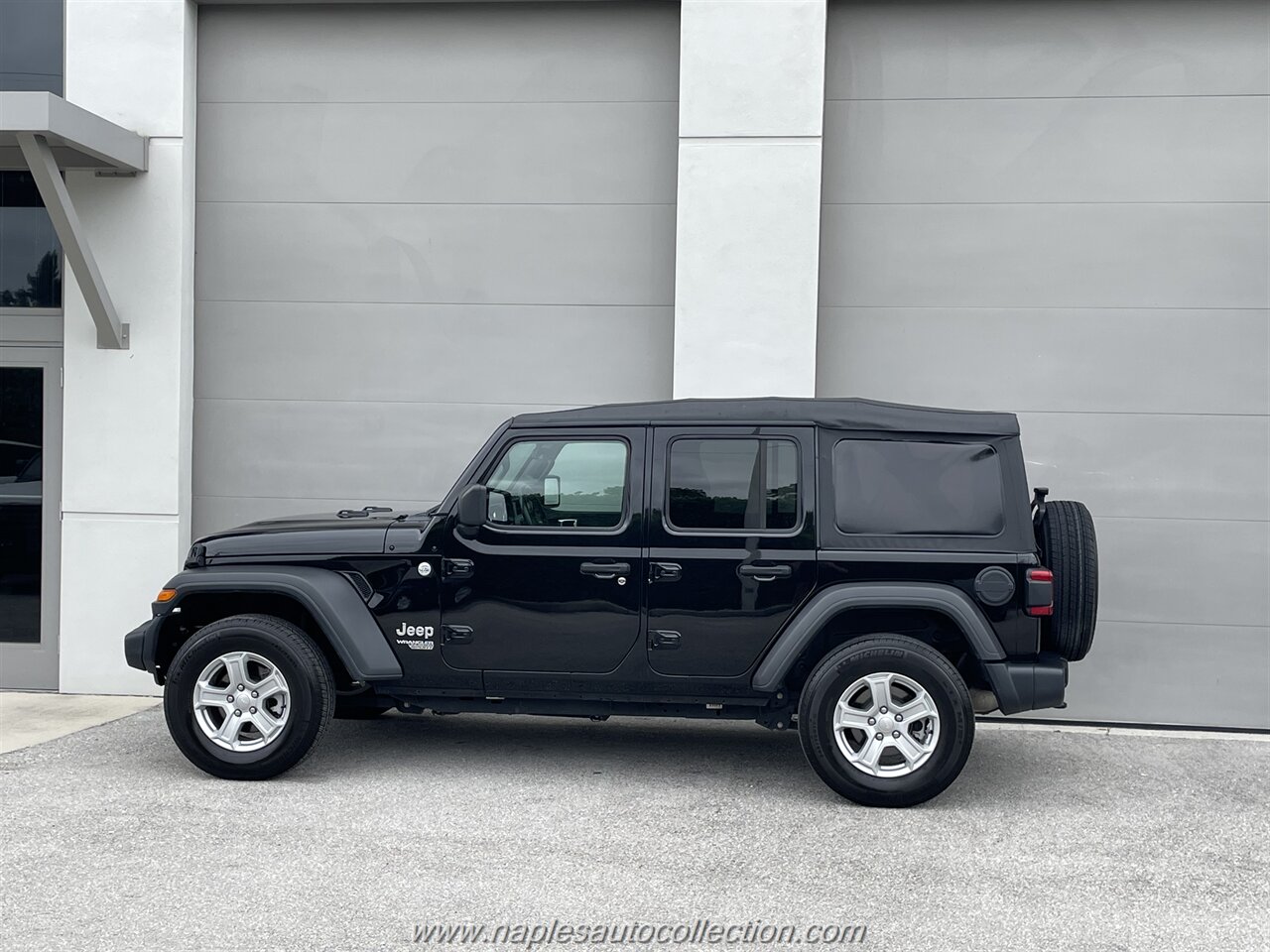 2021 Jeep Wrangler Unlimited Sport   - Photo 22 - Fort Myers, FL 33967
