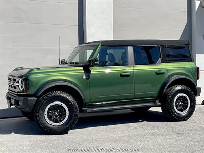 2023 Ford Bronco Outerbanks  Sasquatch Package