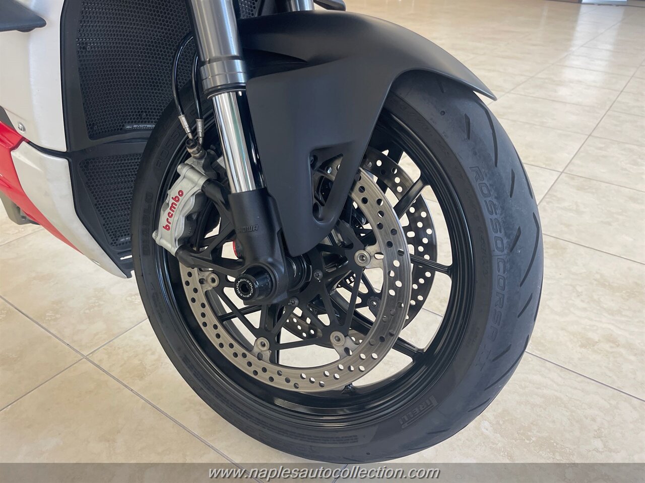 2022 Ducati Streetfighter V4   - Photo 10 - Fort Myers, FL 33967
