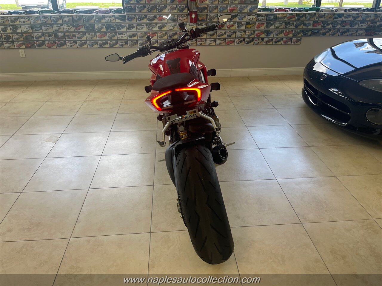 2022 Ducati Streetfighter V4   - Photo 5 - Fort Myers, FL 33967