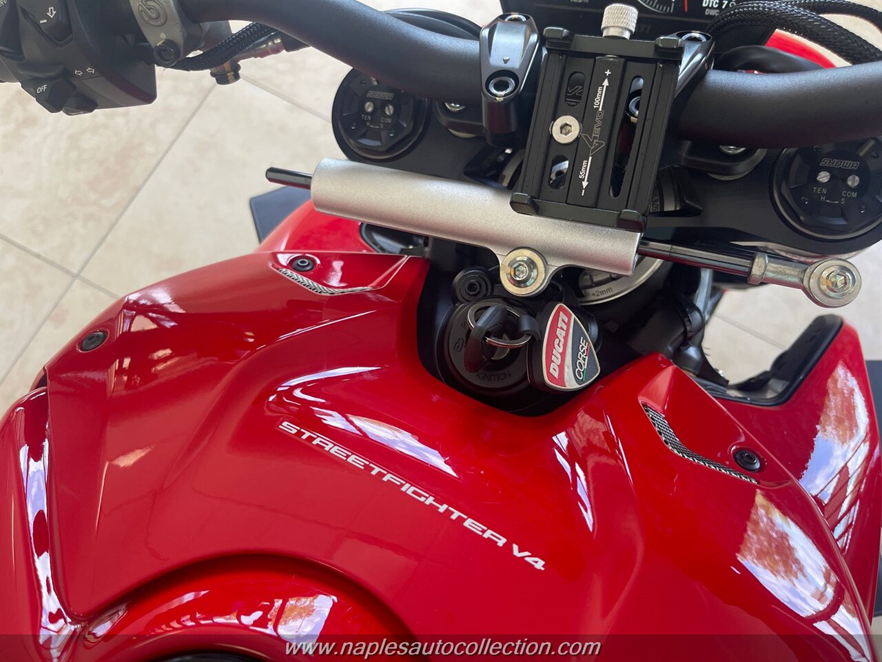 2022 Ducati Streetfighter V4   - Photo 9 - Fort Myers, FL 33967