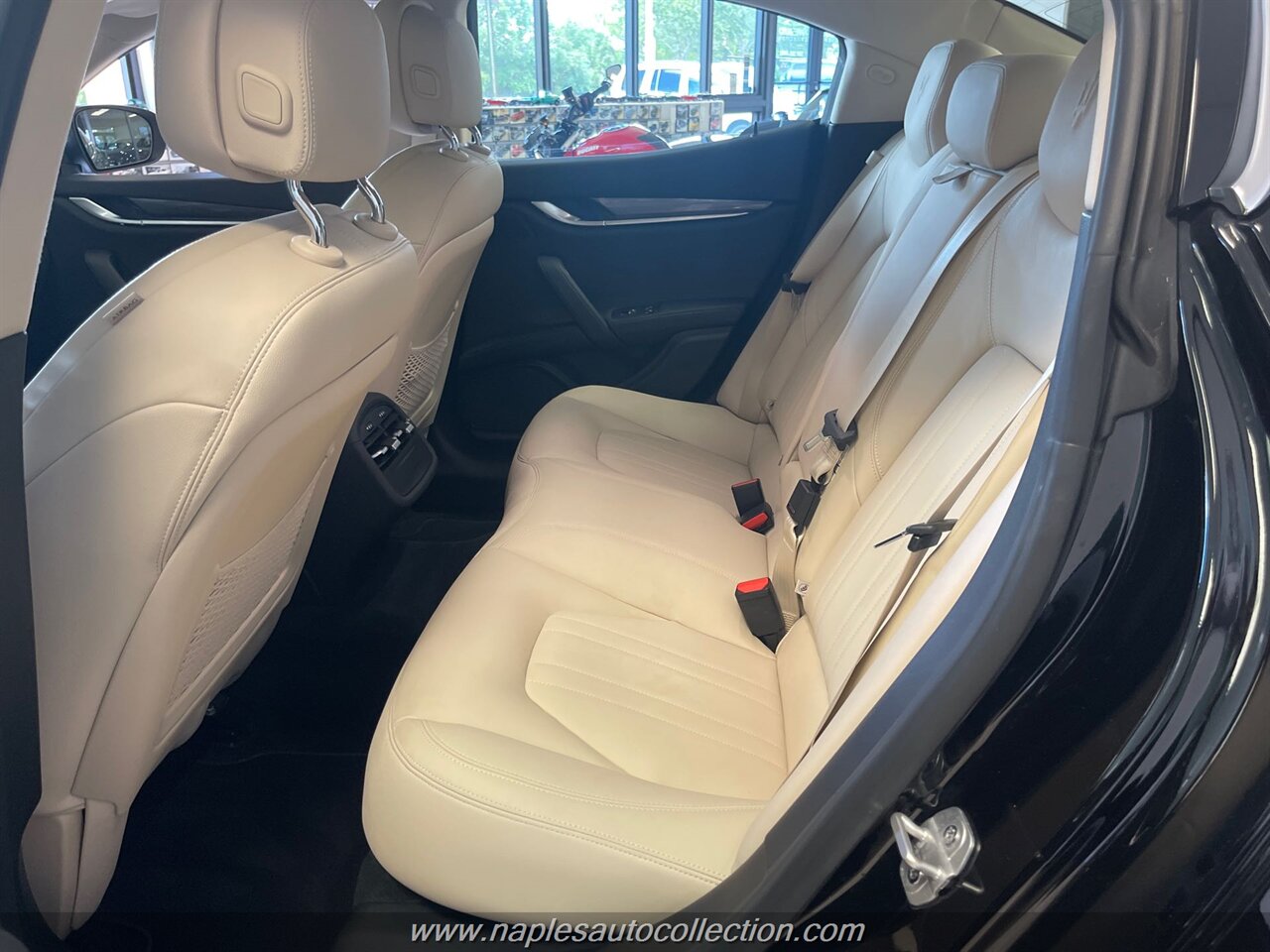 2019 Maserati Ghibli   - Photo 16 - Fort Myers, FL 33967