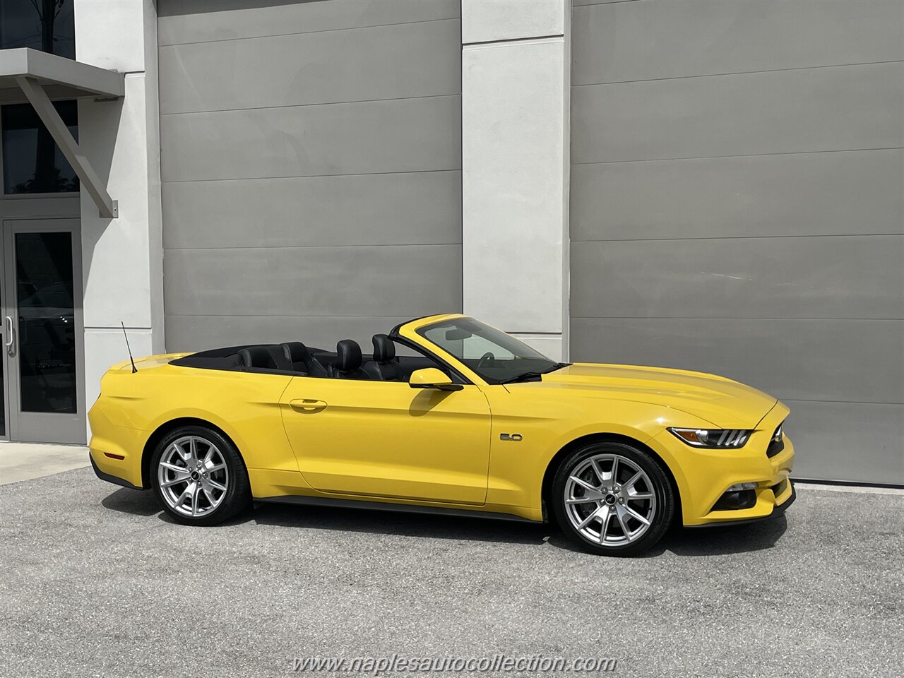 2015 Ford Mustang GT Premium   - Photo 35 - Fort Myers, FL 33967