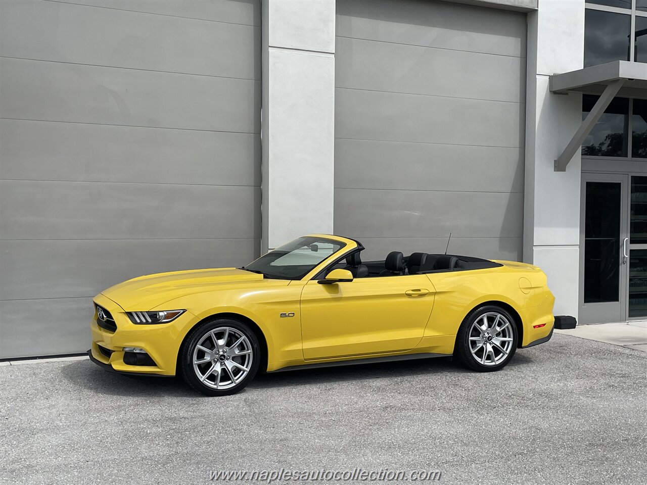 2015 Ford Mustang GT Premium   - Photo 27 - Fort Myers, FL 33967