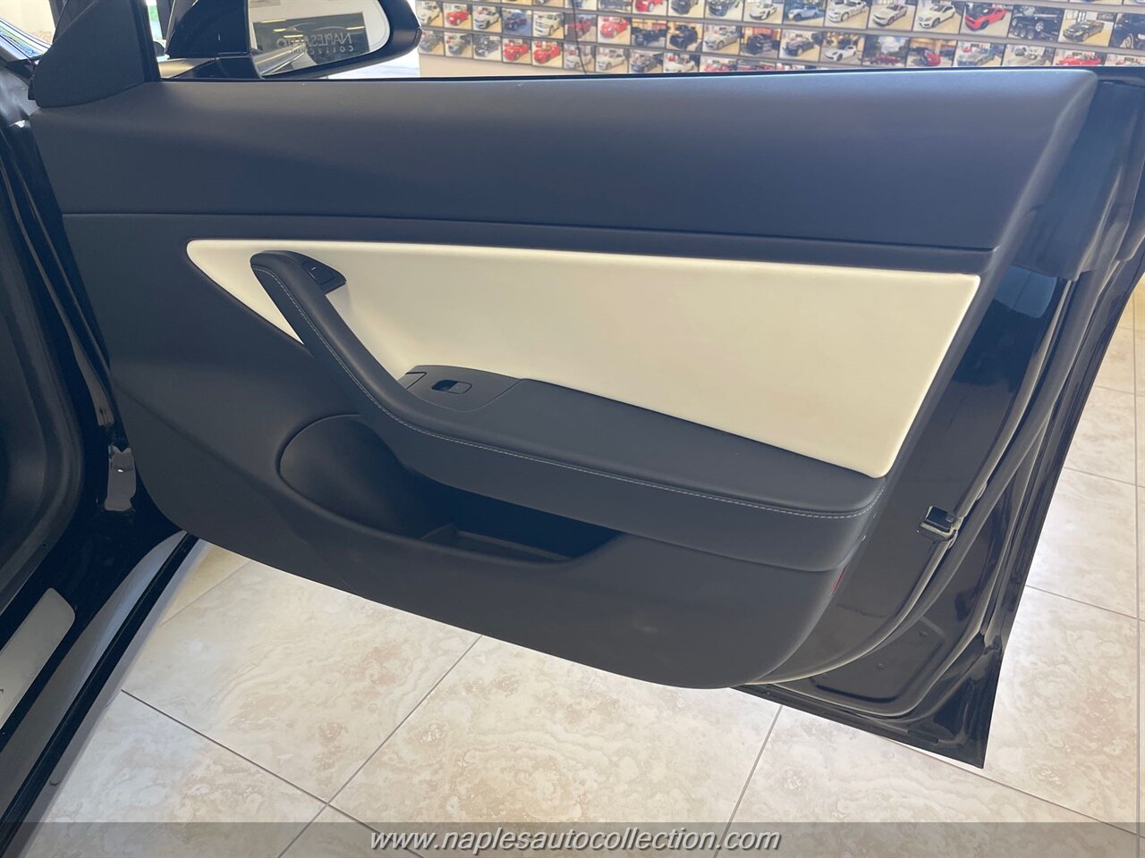 2019 Tesla Model 3 Standard Range   - Photo 14 - Fort Myers, FL 33967