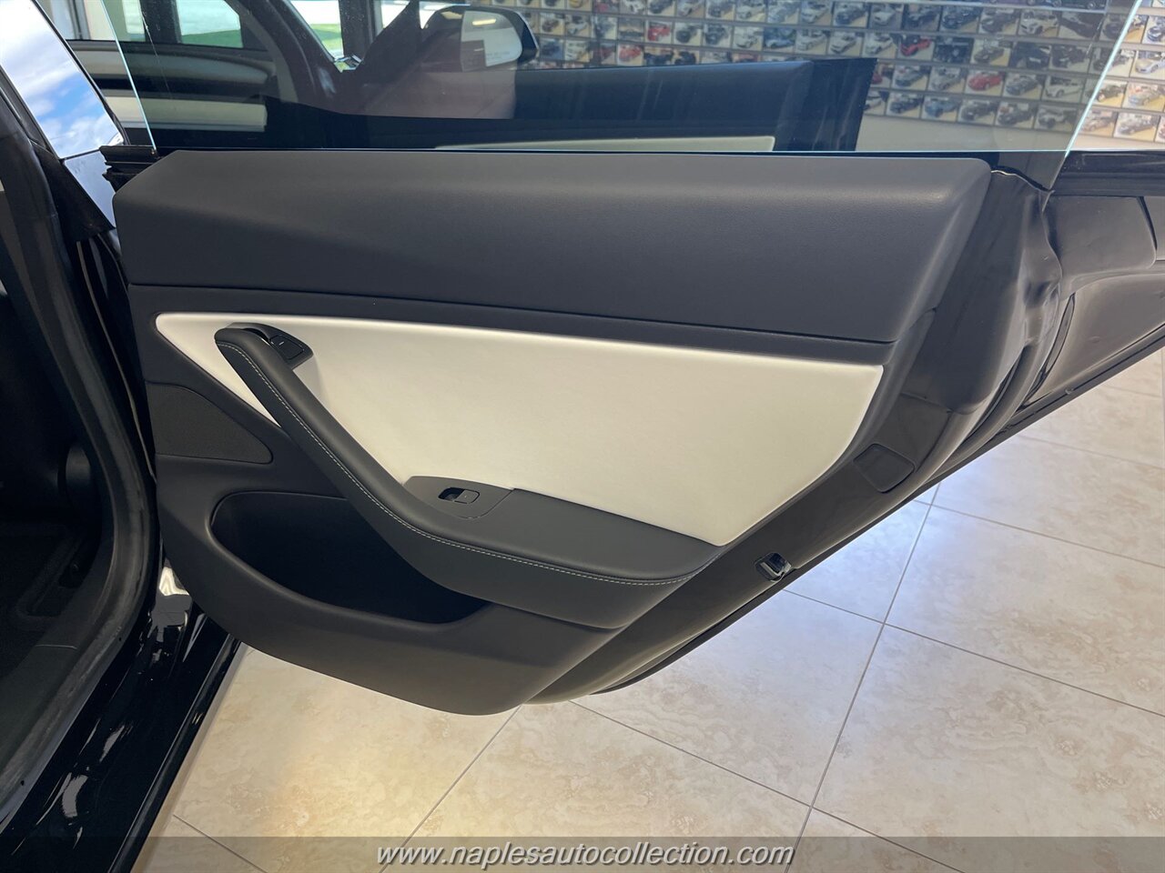 2019 Tesla Model 3 Standard Range   - Photo 16 - Fort Myers, FL 33967