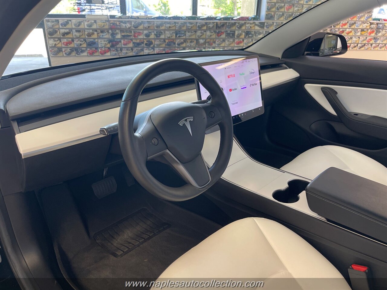 2019 Tesla Model 3 Standard Range   - Photo 11 - Fort Myers, FL 33967