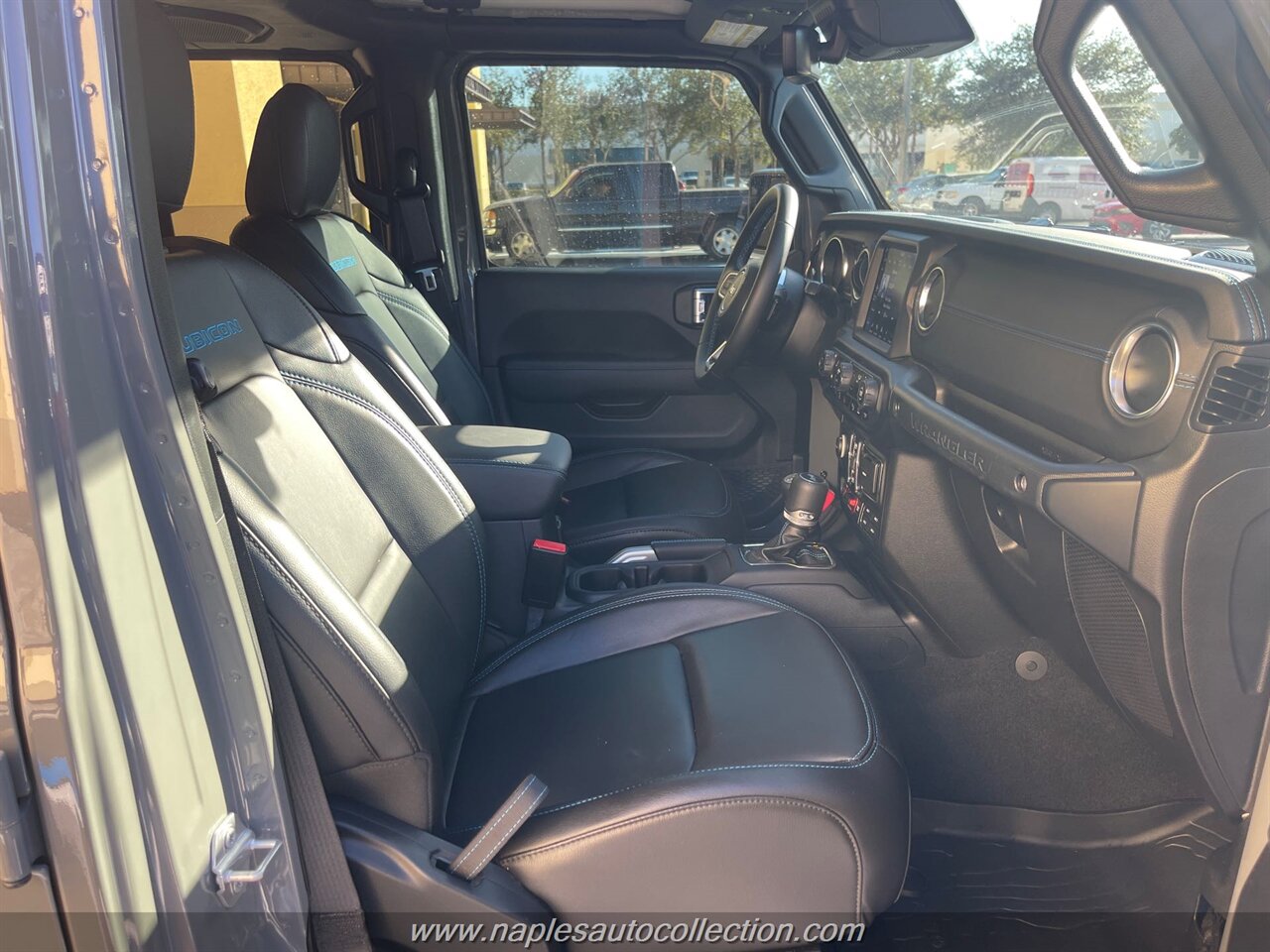 2021 Jeep Wrangler Unlimited Rubicon 4xe   - Photo 13 - Fort Myers, FL 33967