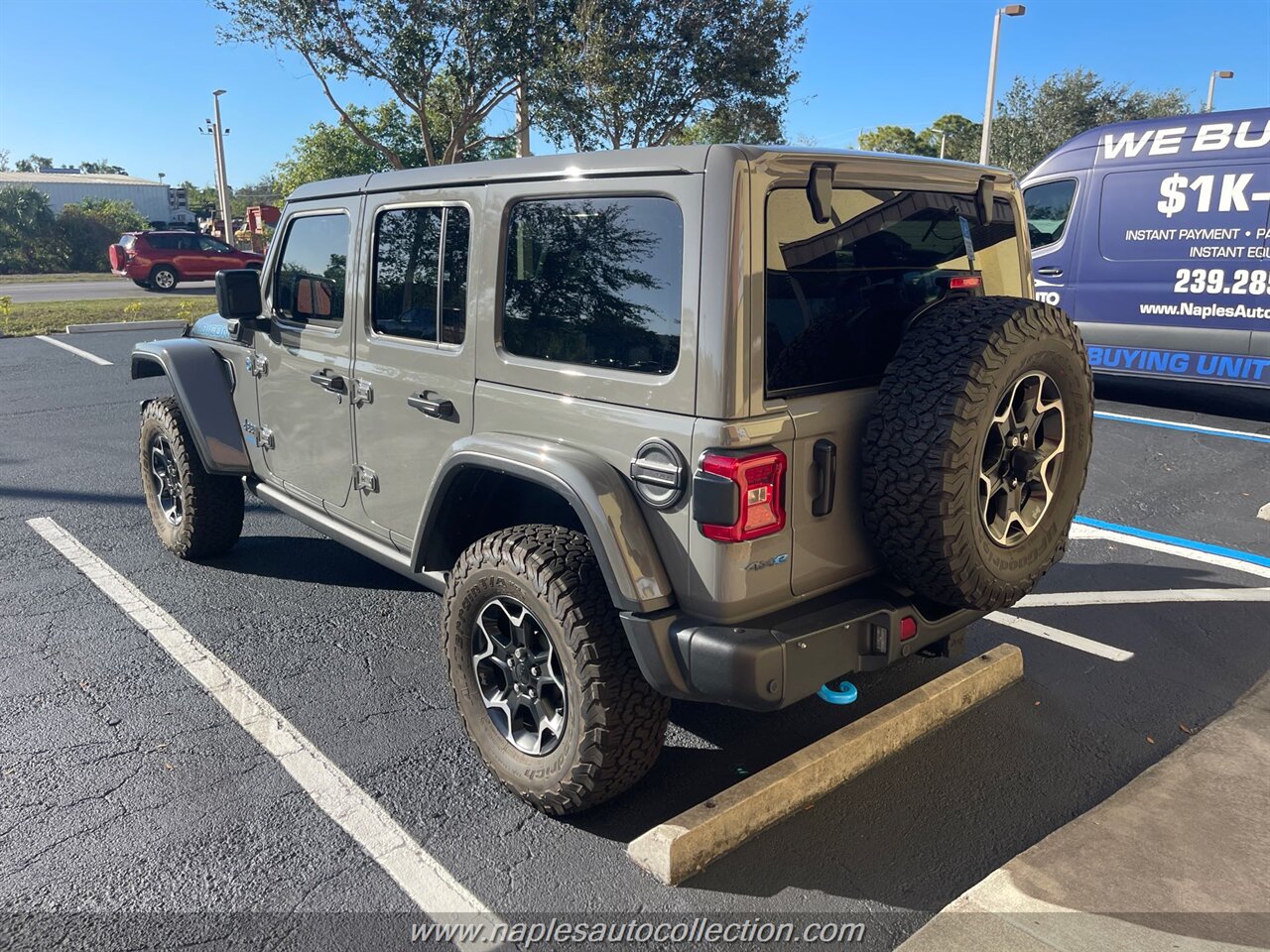 2021 Jeep Wrangler Unlimited Rubicon 4xe   - Photo 8 - Fort Myers, FL 33967