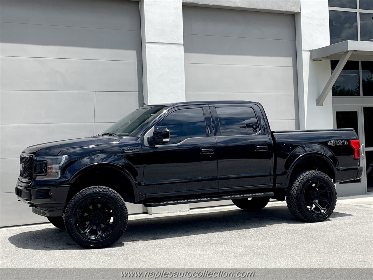2020 Ford F-150 Lariat   - Photo 1 - Fort Myers, FL 33967