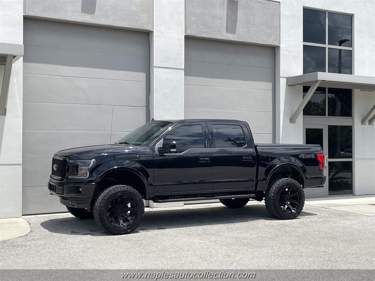 2020 Ford F-150 Lariat   - Photo 10 - Fort Myers, FL 33967