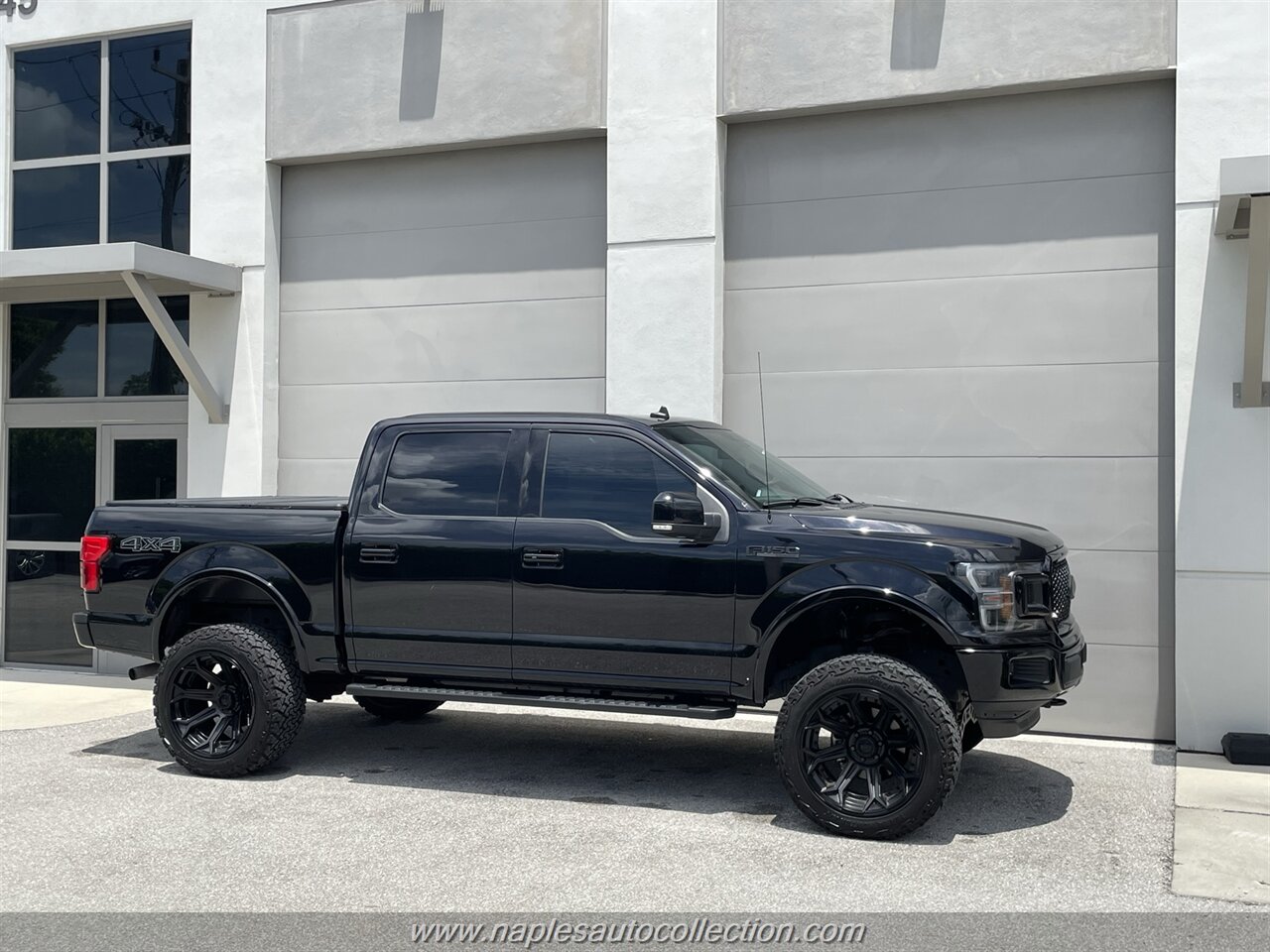 2020 Ford F-150 Lariat   - Photo 12 - Fort Myers, FL 33967