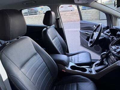 2013 Ford C-MAX Energi SEL   - Photo 19 - Tarzana, CA 91356