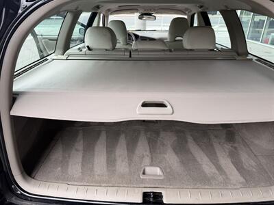 2006 Volvo V70 2.4   - Photo 15 - Tarzana, CA 91356