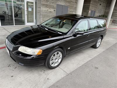 2006 Volvo V70 2.4   - Photo 1 - Tarzana, CA 91356
