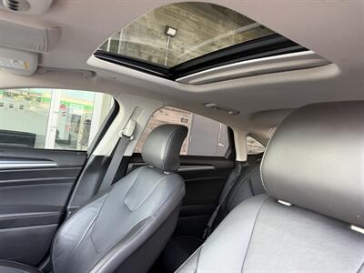 2016 Ford Fusion Energi Titanium   - Photo 13 - Tarzana, CA 91356