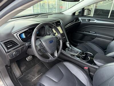 2016 Ford Fusion Energi Titanium   - Photo 11 - Tarzana, CA 91356