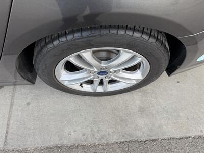 2016 Ford Fusion Energi Titanium   - Photo 10 - Tarzana, CA 91356