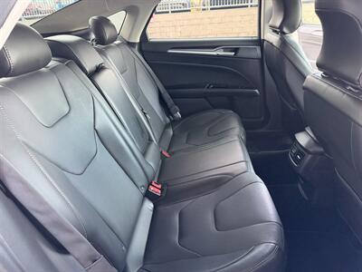 2016 Ford Fusion Energi Titanium   - Photo 16 - Tarzana, CA 91356