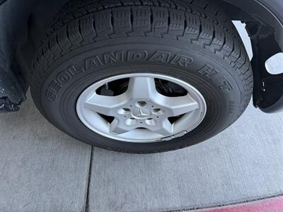 2001 Mercedes-Benz ML 320 Classic   - Photo 9 - Tarzana, CA 91356