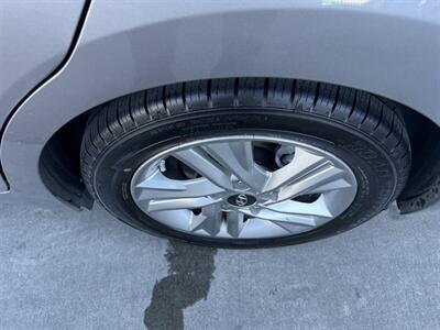 2020 Hyundai ELANTRA Value Edition   - Photo 23 - Tarzana, CA 91356