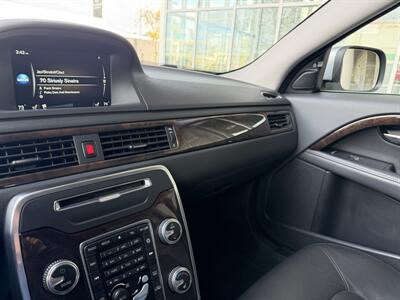 2015 Volvo XC70 T5 Drive-E Premier   - Photo 23 - Tarzana, CA 91356