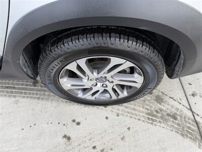 2015 Volvo XC70 T5 Drive-E Premier   - Photo 10 - Tarzana, CA 91356