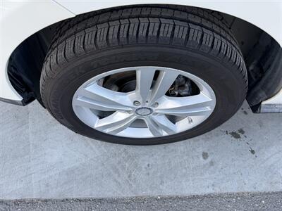 2012 Mercedes-Benz ML 350   - Photo 9 - Tarzana, CA 91356