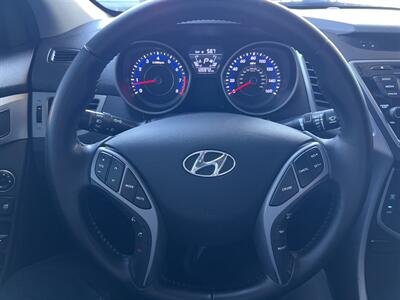2015 Hyundai ELANTRA SE   - Photo 21 - Tarzana, CA 91356