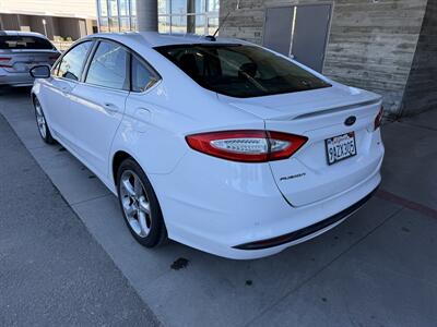 2016 Ford Fusion SE   - Photo 4 - Tarzana, CA 91356