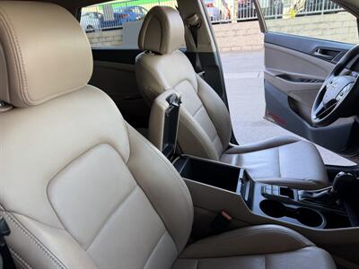 2016 Hyundai TUCSON SE   - Photo 18 - Tarzana, CA 91356