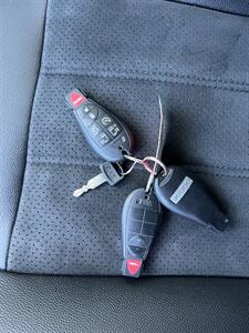 2019 Dodge Grand Caravan SXT   - Photo 14 - Tarzana, CA 91356