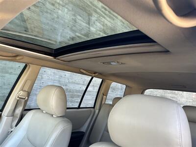 2003 Toyota Highlander Limited   - Photo 11 - Tarzana, CA 91356