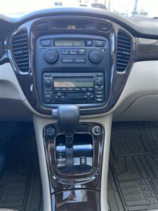 2003 Toyota Highlander Limited   - Photo 19 - Tarzana, CA 91356