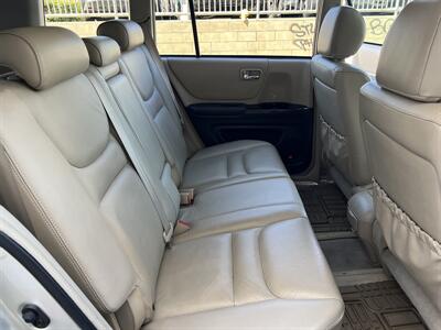 2003 Toyota Highlander Limited   - Photo 14 - Tarzana, CA 91356