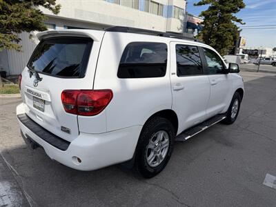 2012 Toyota Sequoia SR5   - Photo 6 - Tarzana, CA 91356